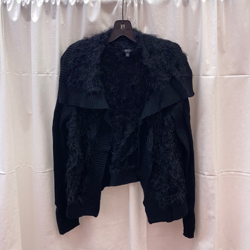 Fuzzy Sweater Jacket, no button throw over